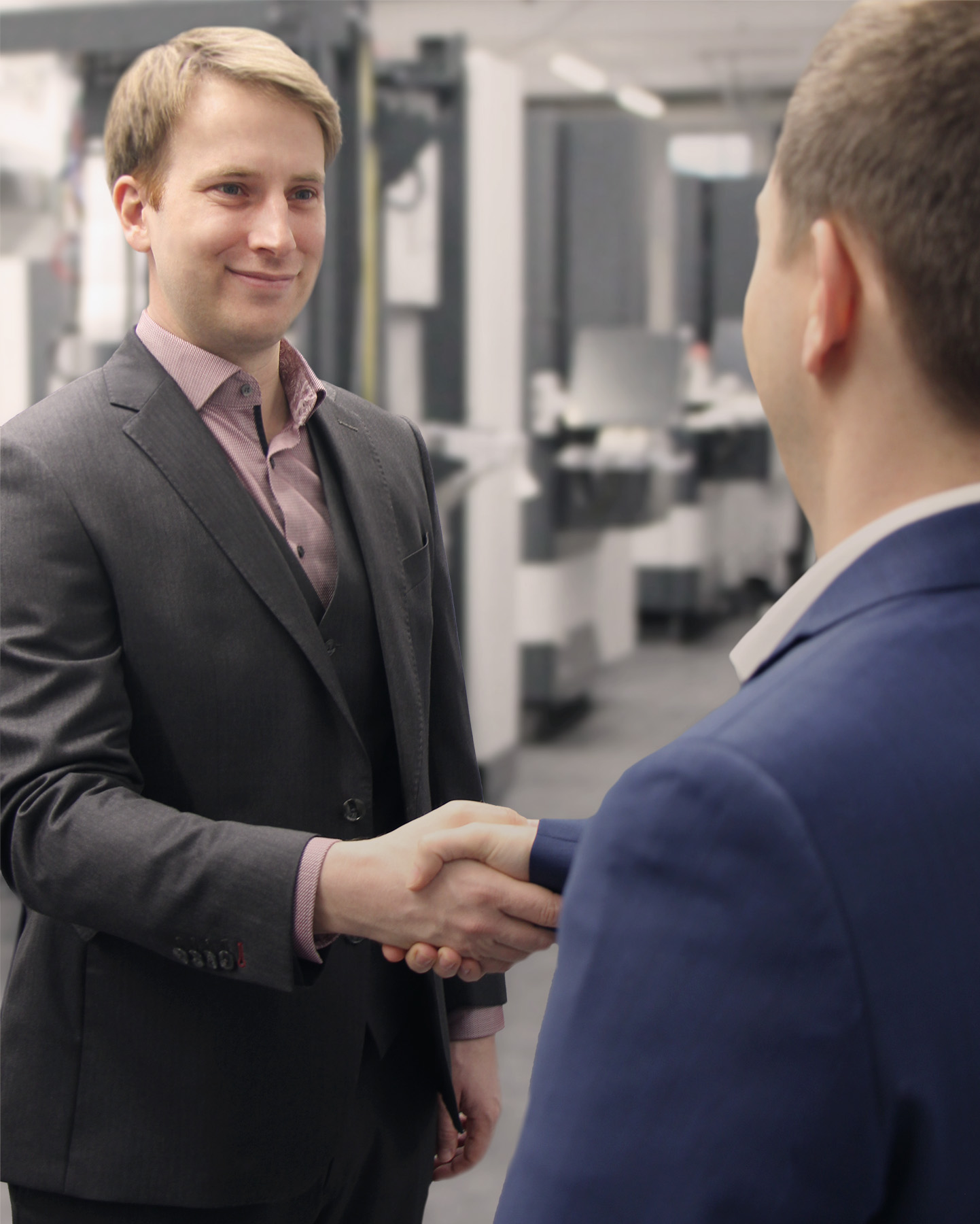„Für uns startet eine vertrauensvolle Zusammenarbeit ab dem ersten Kundenkontakt.“ – Matthias Giray, Gebietsverkaufsleiter bei ROBOWORKER (links im Bild)